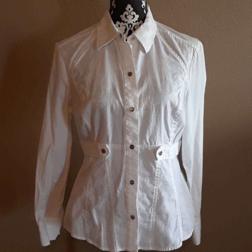 Jones New York Signature snap front white blouse